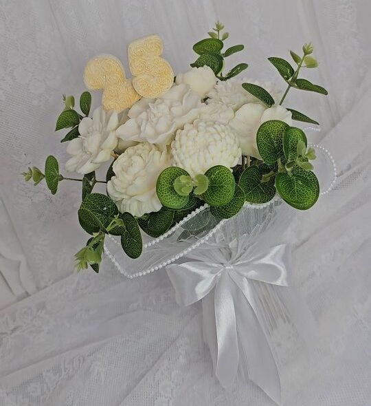 White Bloom Candle Bouquet