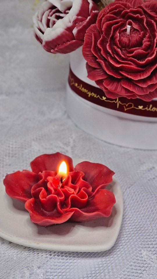 Red Rose Candle Bouquet
