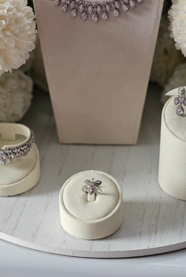 Wedding Jewelry Display 1